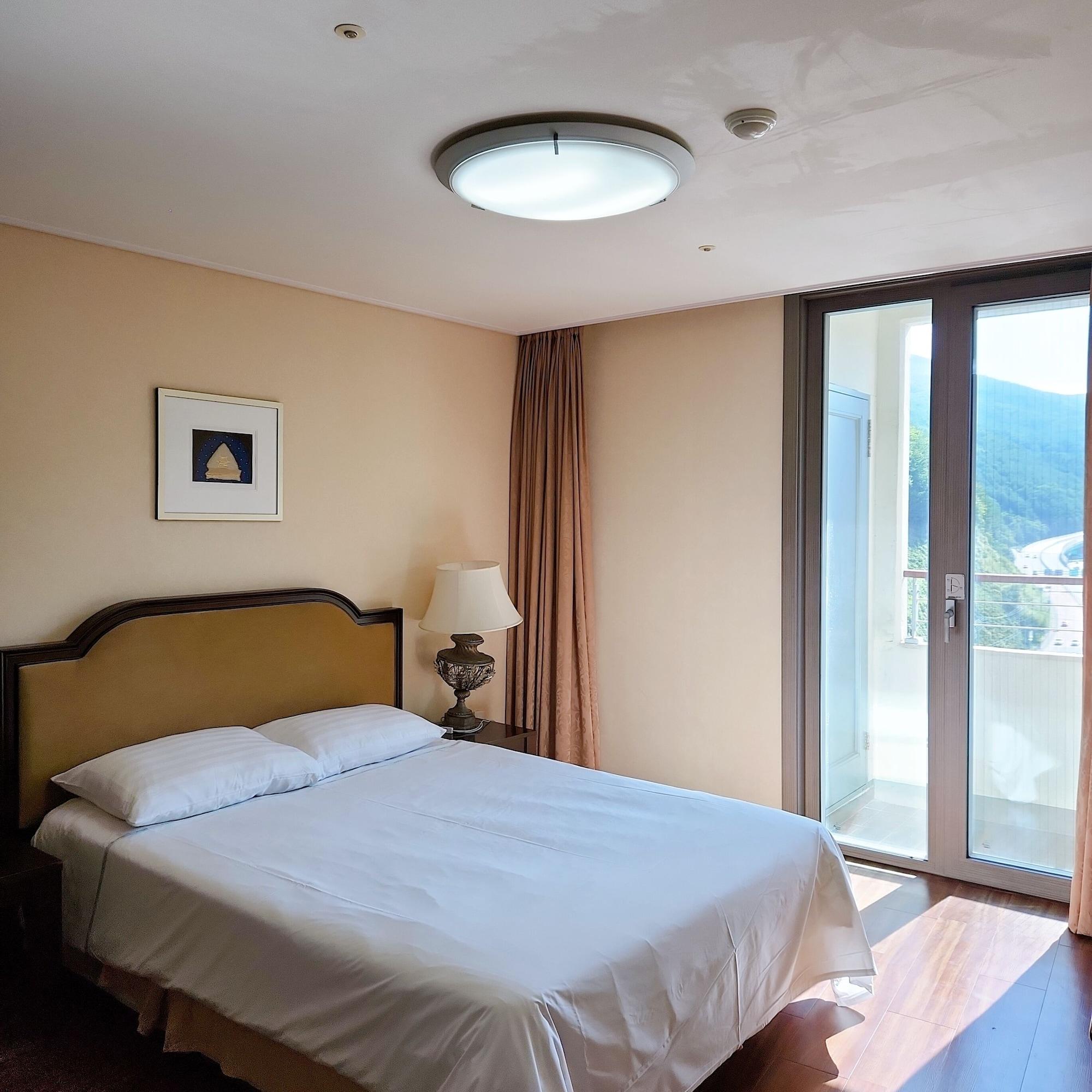 Jeongseon Mayhills Resort Buitenkant foto