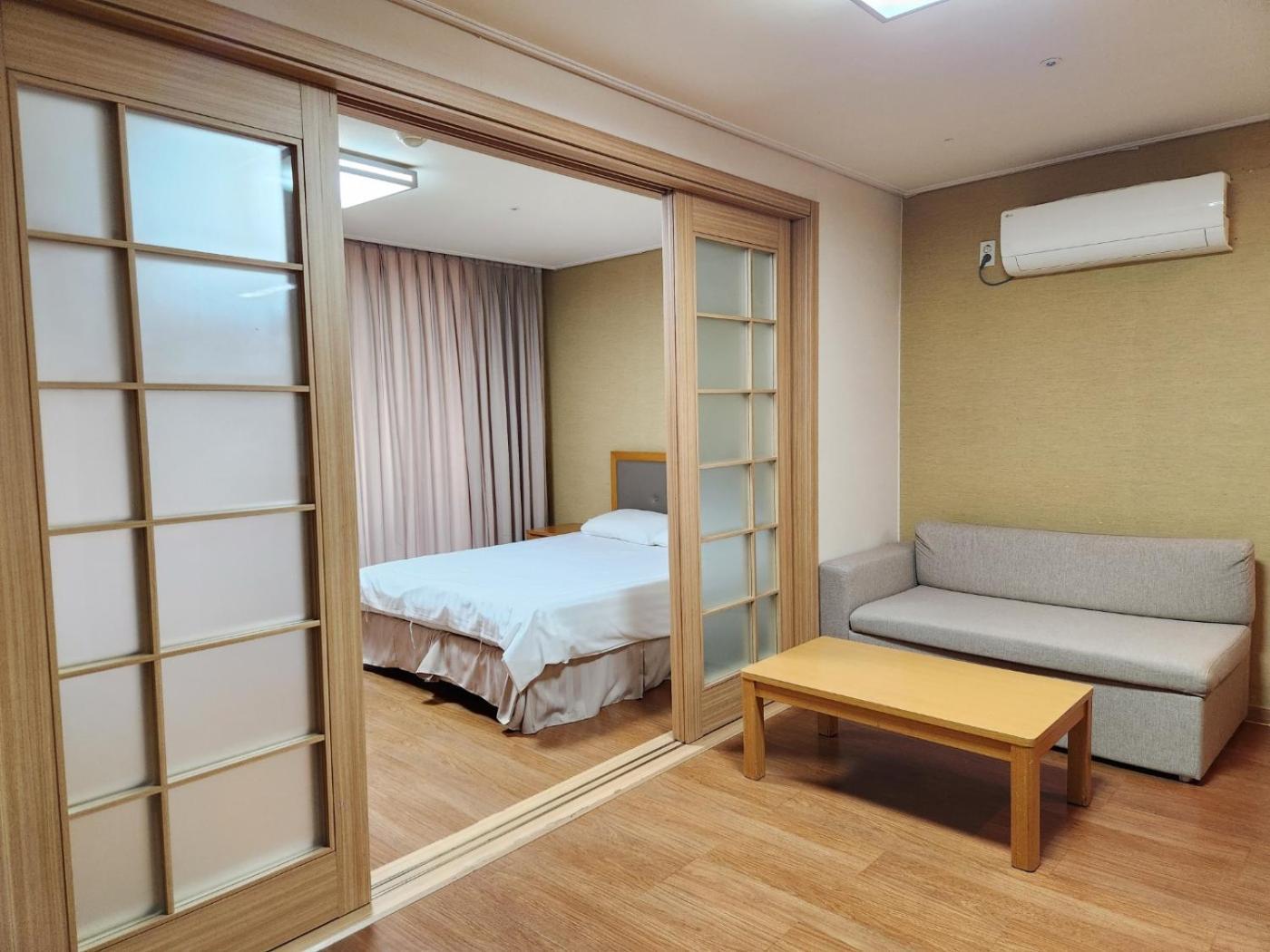 Jeongseon Mayhills Resort Buitenkant foto